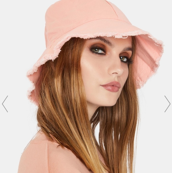 Dolls Kill Accessories - NWT Pink Frayed Bucket Hat 😍